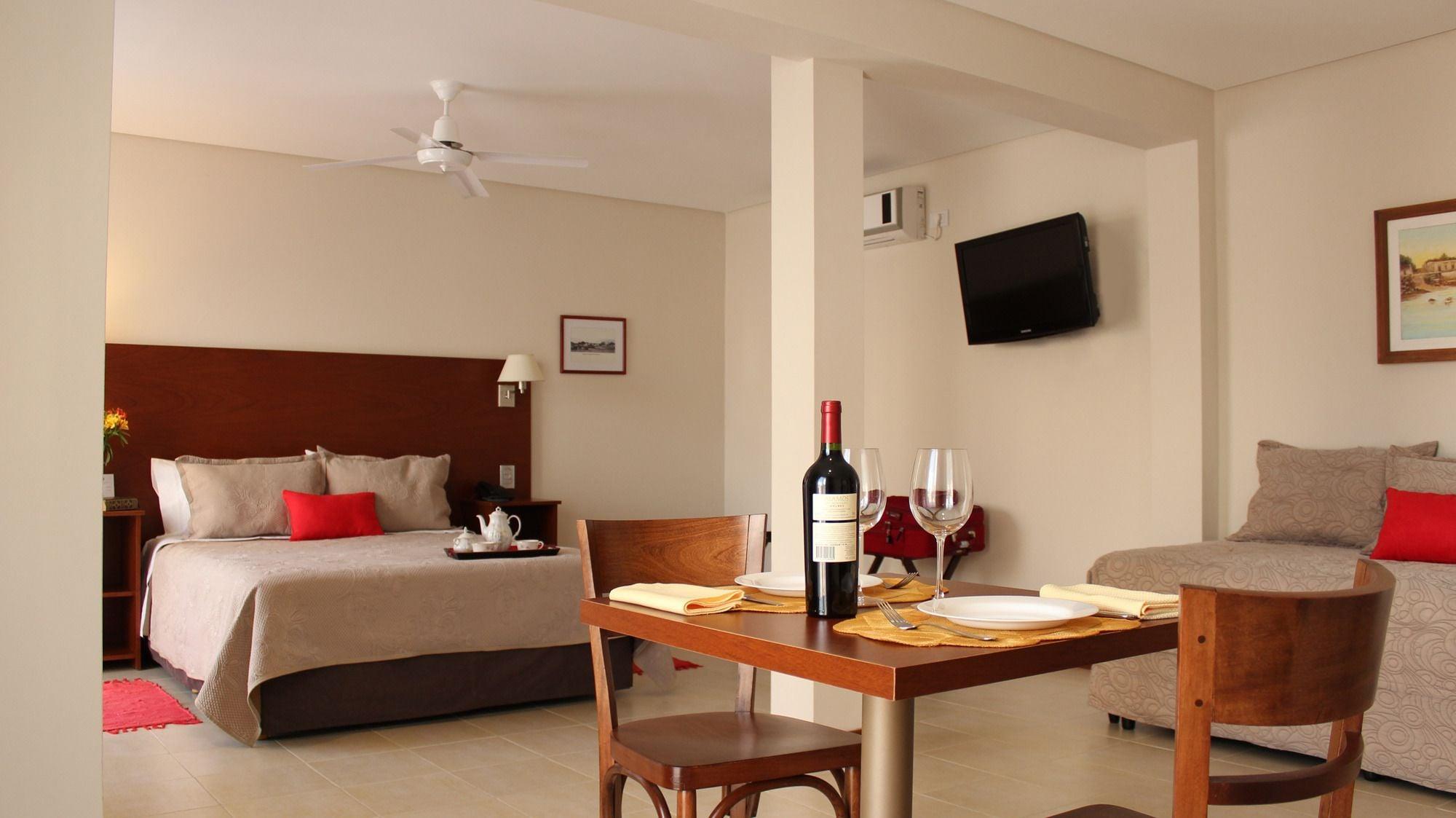 Donsuites Corrientes Esterno foto