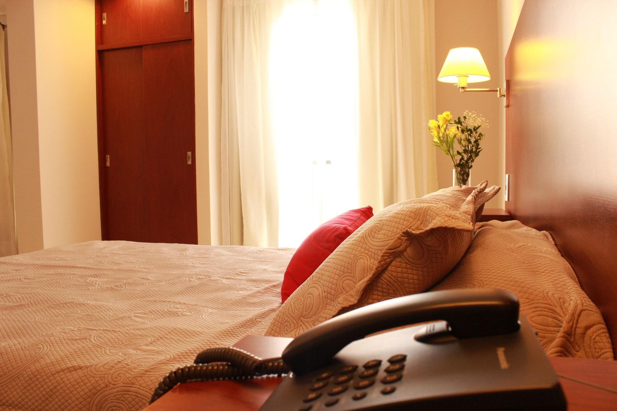Donsuites Corrientes Esterno foto
