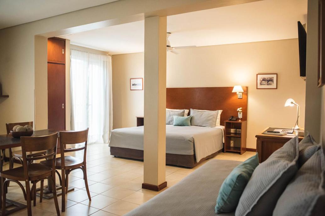 Donsuites Corrientes Esterno foto